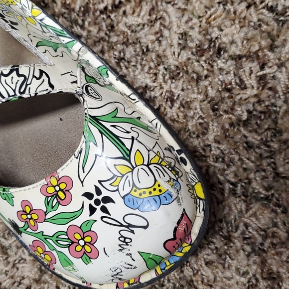 Alegria - Picture 8 of 8